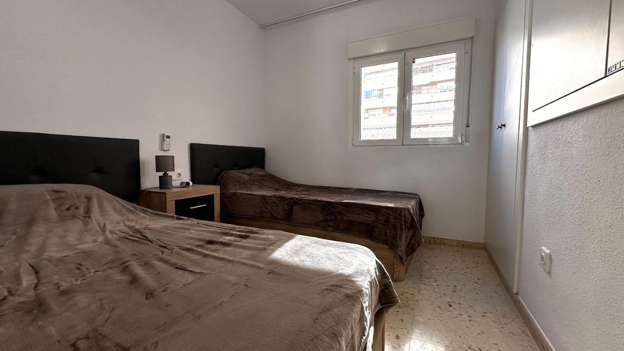 Bungalow Playa Poniente Benidorm Bagian luar foto